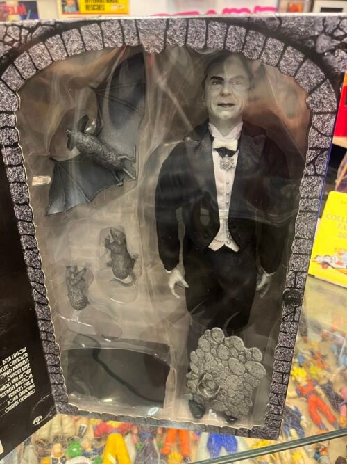 Universal monsters:Dracula sideshow 12”figure - Image 3