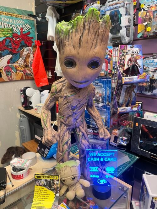 NECA Guardians of the Galaxy Vol. 2 Groot 30-Inch Foam Replica - Image 3