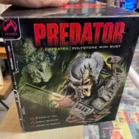 Predator Defeated Polystone Bust Palisades NIB