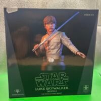 Star Wars Luke Skywalker bust